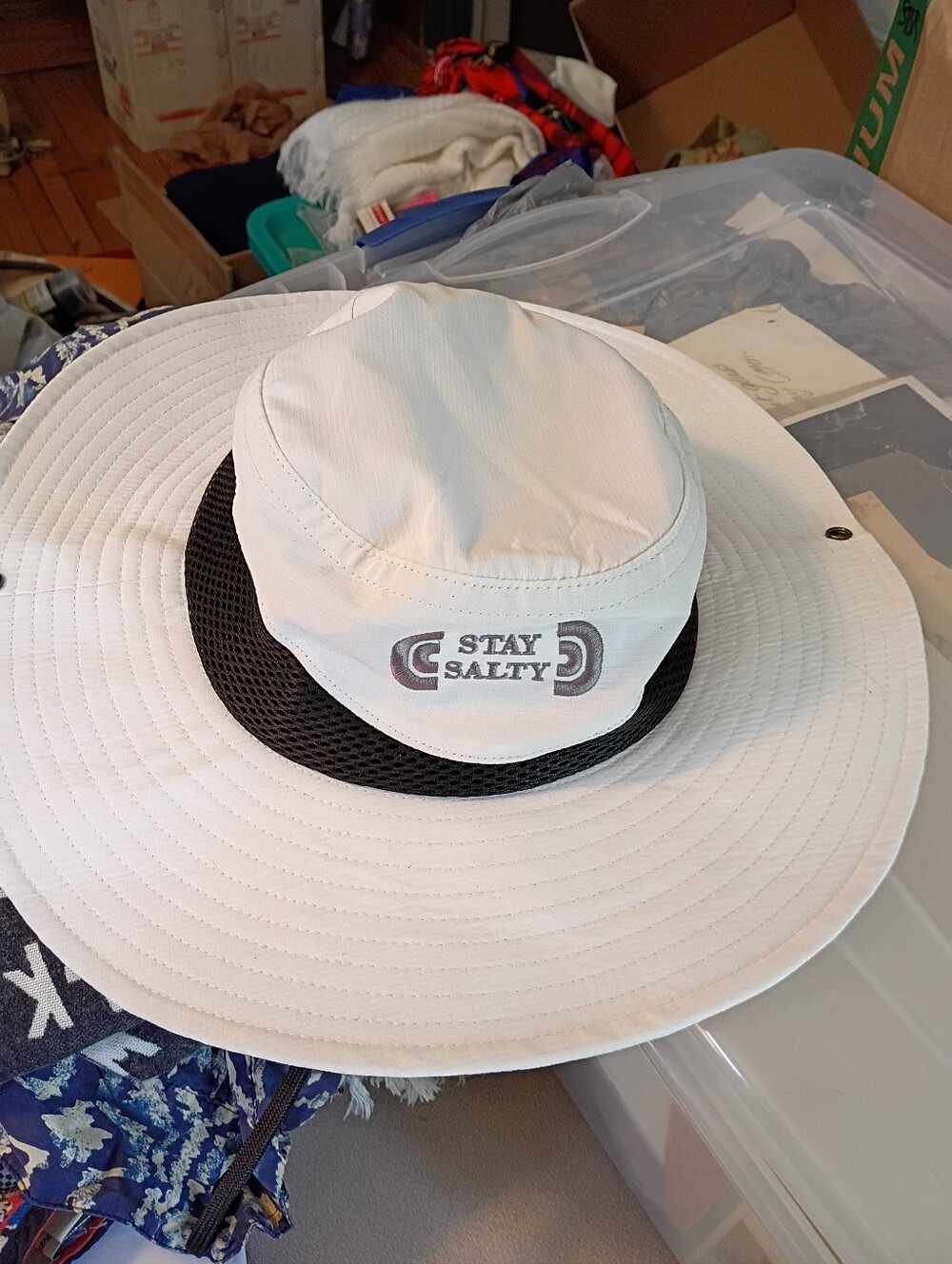 STAY SALTY WIDE BRIM HAT